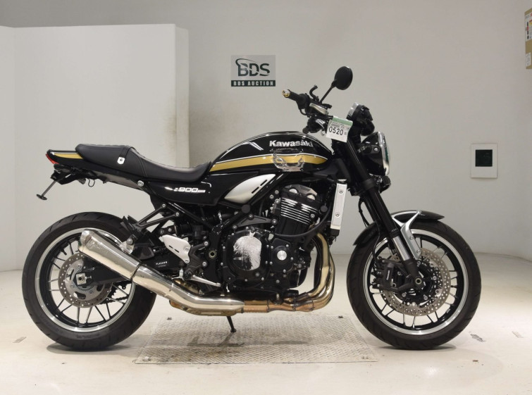 Мотоцикл Kawasaki Z900RS с пробегом 1256 km