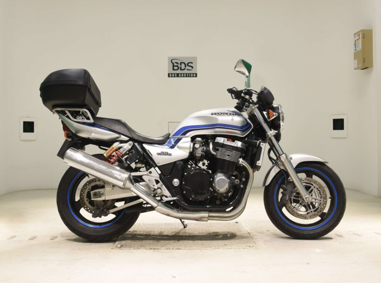 Мотоцикл Honda CB1300SF с пробегом 24784 km