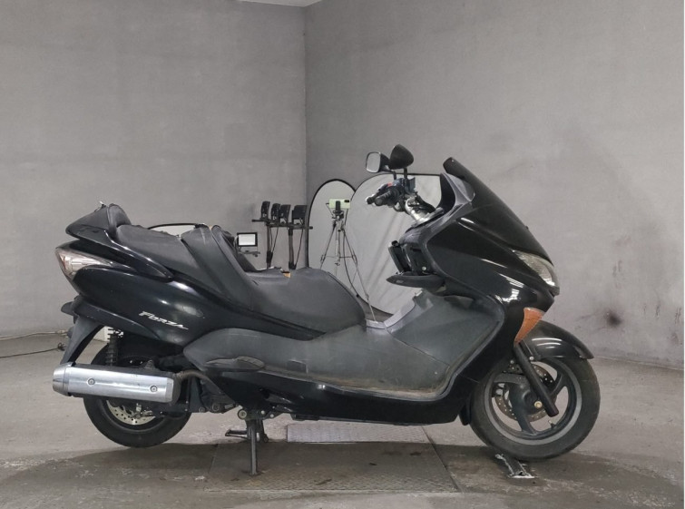 Мотоцикл Honda FORZA Z