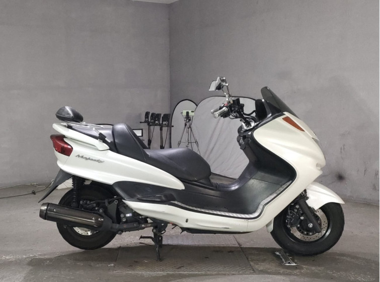 Мотоцикл Yamaha MAJESTY 250C с пробегом 8608 km