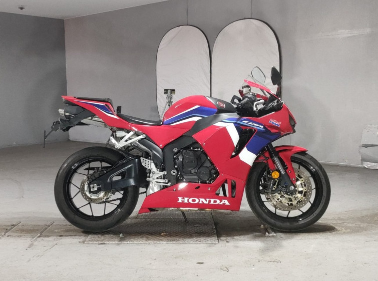 Мотоцикл Honda CBR600RR з пробігом 16371 km