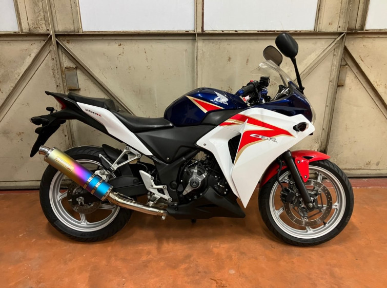 Мотоцикл Honda CBR250R с пробегом 12784 km
