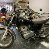 Мотоцикл Yamaha SR400 с пробегом 33010 km