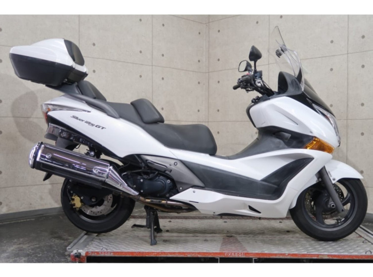 Мотоцикл Honda SILVERWING400 с пробегом 21213 km