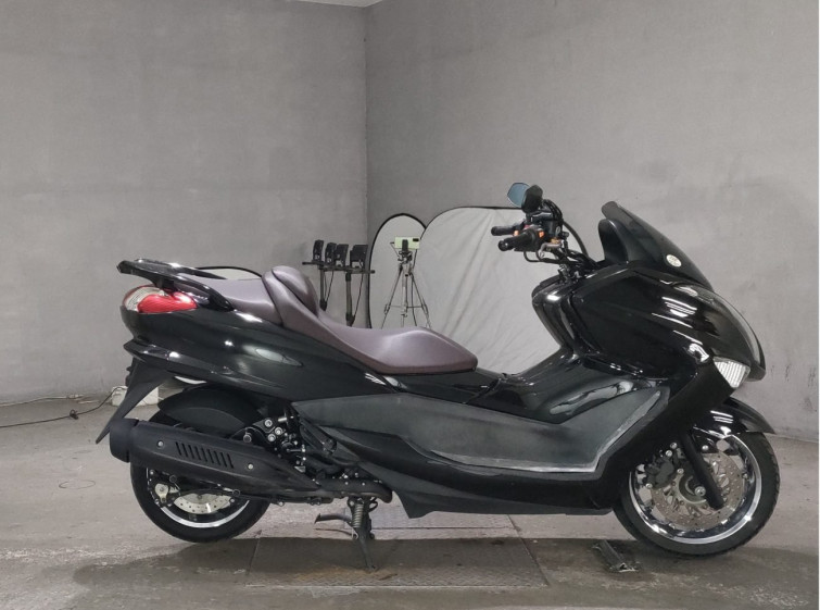 Мотоцикл Yamaha MAJESTY 250 с пробегом 9457 km
