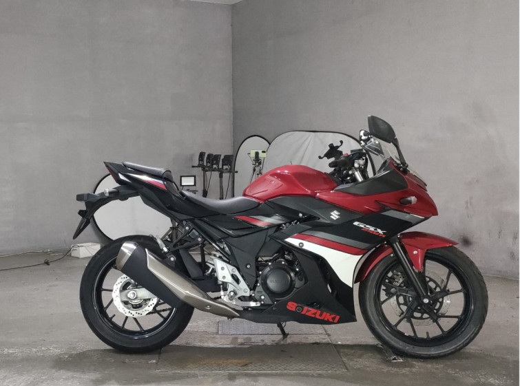 Мотоцикл Suzuki GSX250R