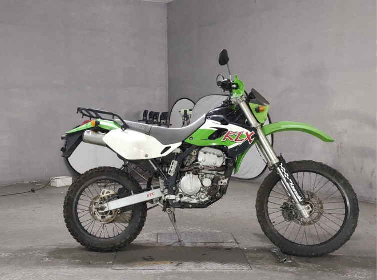 Мотоцикл Kawasaki KLX250 з пробігом 24107 km