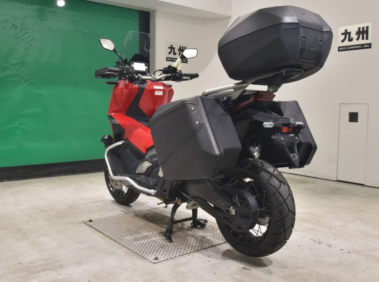Мотоцикл Honda X-ADV750-2 с пробегом 2157 km