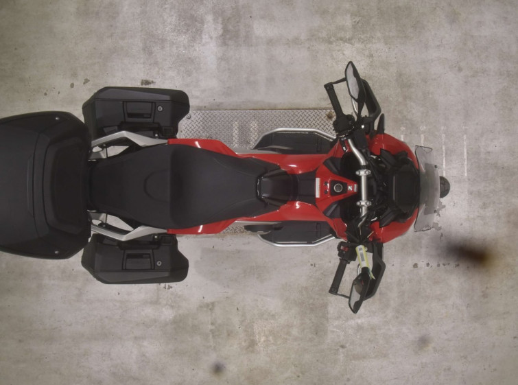 Мотоцикл Honda X-ADV750-2 с пробегом 2157 km