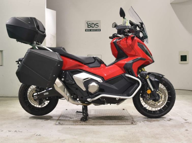 Мотоцикл Honda X-ADV750-2 с пробегом 2157 km