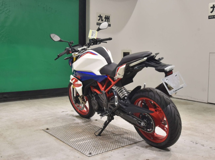 Мотоцикл BMW G310R з пробігом 892 km