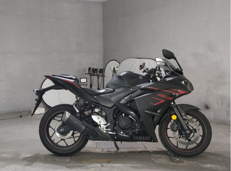 Мотоцикл Yamaha YZF-R3 з пробігом 28605 km