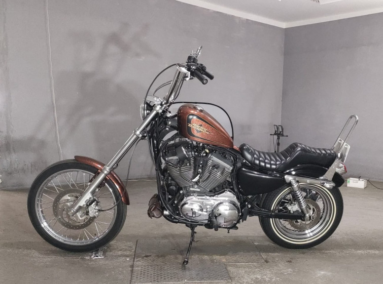 Мотоцикл HD SPORTSTER SEVENTY-TWO XL1200V с пробегом 16221 km
