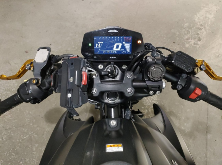 Мотоцикл Suzuki GIXXER250 с пробегом 19147 km