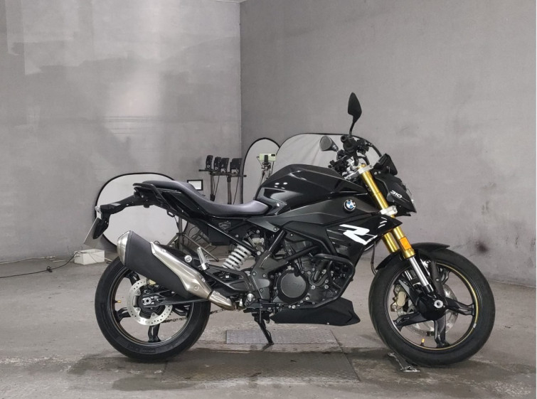 Мотоцикл BMW G310R з пробігом 3552 km
