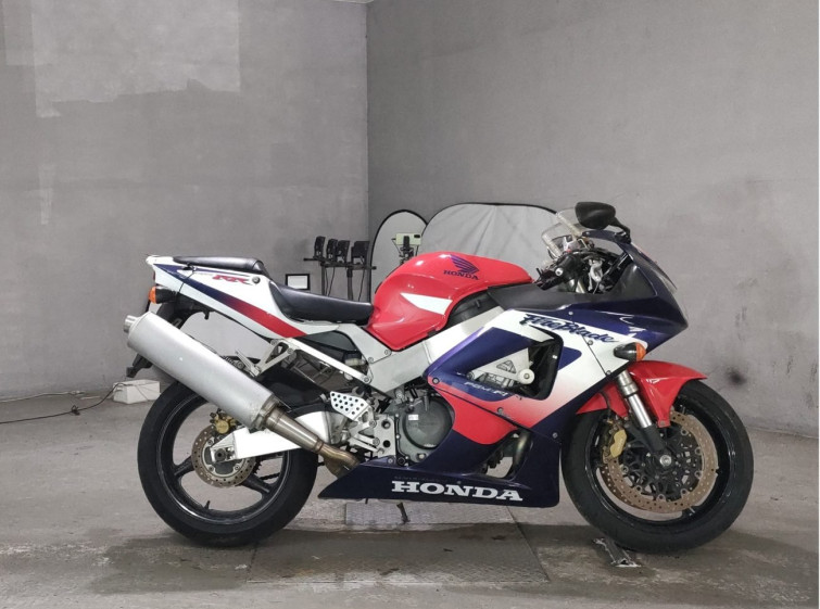 Мотоцикл Honda CBR900RR з пробігом 38223 km