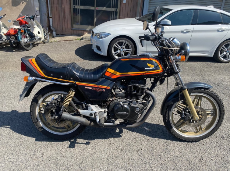 Мотоцикл Honda CB400 з пробігом 29367 km