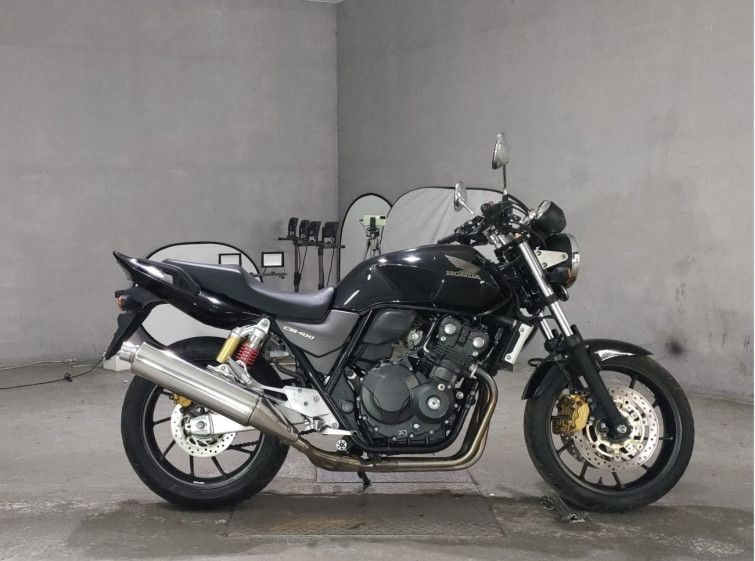 Мотоцикл Honda CB400SF з пробігом 6664 km
