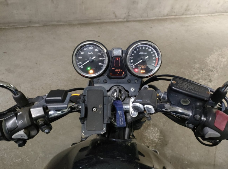 Мотоцикл Honda CB400SF з пробігом 6664 km