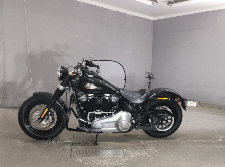 Мотоцикл HD SLIM FLSL1750 с пробегом 2534 km