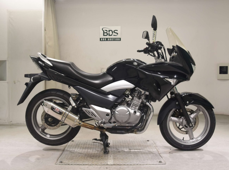 Мотоцикл Suzuki GSR250S с пробегом 51737 km