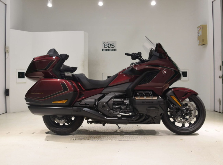 Мотоцикл Honda GL1800 TOUR D с пробегом 58 km