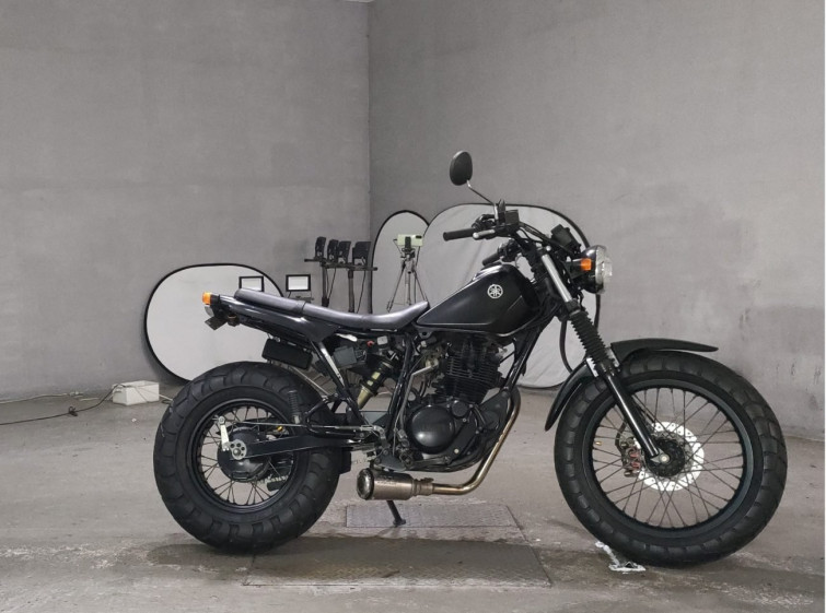 Мотоцикл Yamaha TW225 з пробігом 14818 km