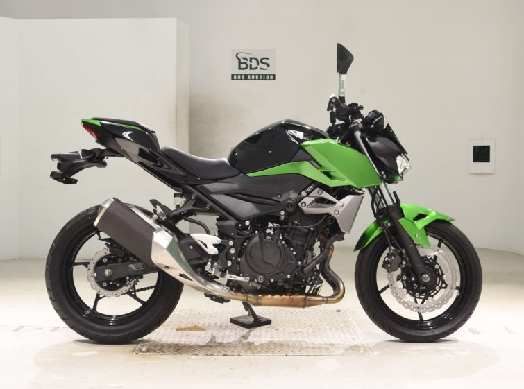 Мотоцикл Kawasaki Z250 з пробігом 5160 km