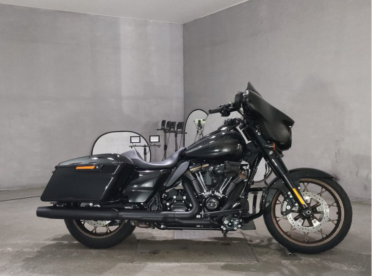 Мотоцикл HD FLHXST1920 з пробігом 1840 km