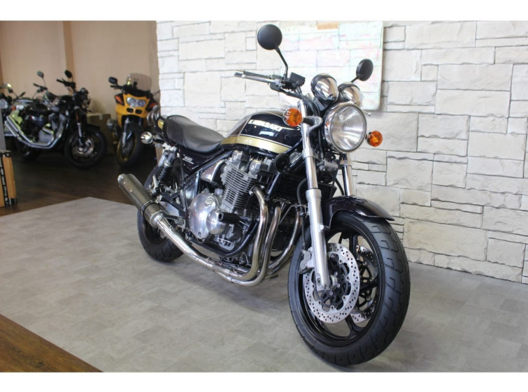 Мотоцикл Kawasaki ZEPHYR1100 з пробігом 18011 km