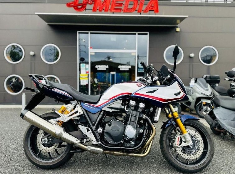 Мотоцикл Honda CB1300 SUPER BOL D’OR з пробігом 3675 km