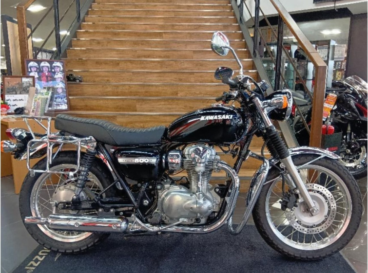 Мотоцикл Kawasaki W800 с пробегом 2002 km