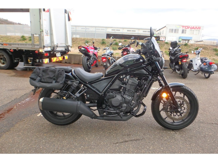 Мотоцикл Honda REBEL CMX1100 з пробігом 773 km