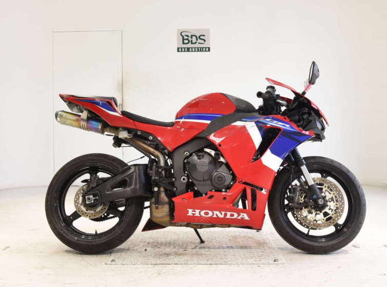 Мотоцикл Honda CBR600RR з пробігом 64512 km