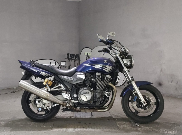 Мотоцикл Yamaha XJR1300 с пробегом 129568 km