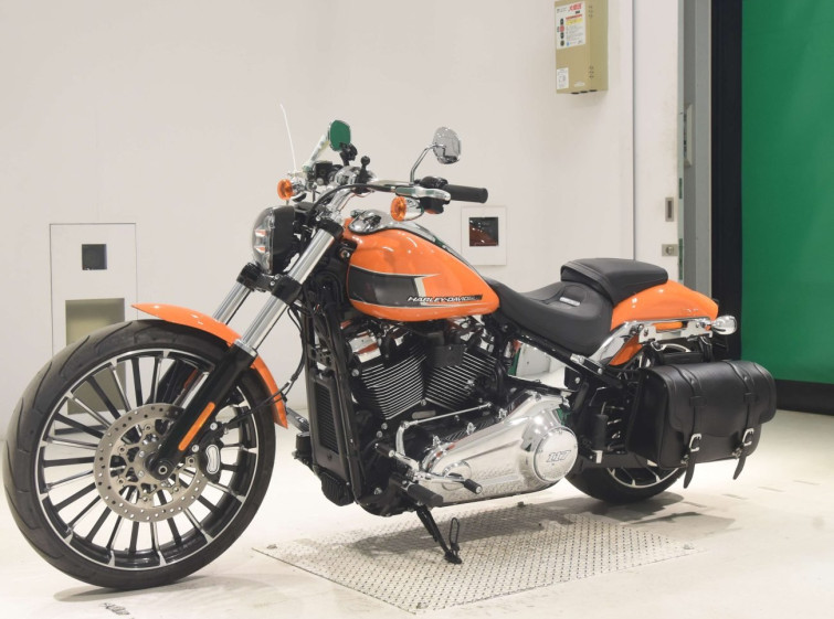 Мотоцикл HD FXBR1920 з пробігом 977 km