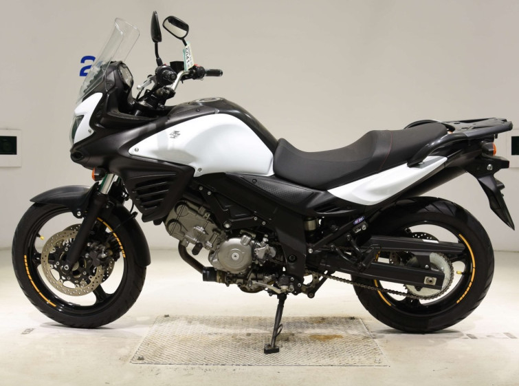 Мотоцикл Suzuki V-STROM DL650 с пробегом 50005 km