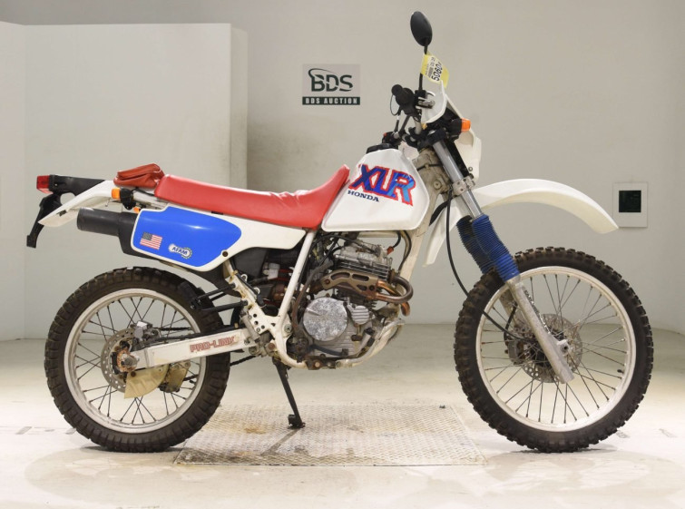Мотоцикл Honda XLR250R з пробігом 2846 km