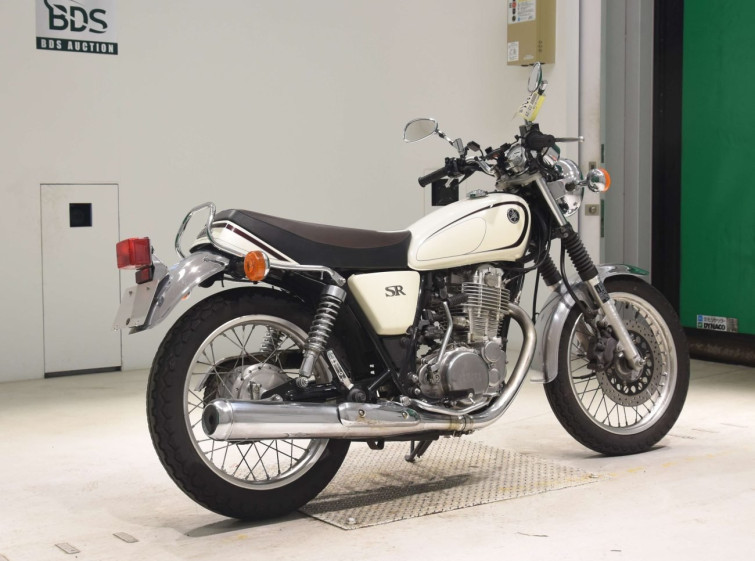 Мотоцикл Yamaha SR400 з пробігом 7799 km
