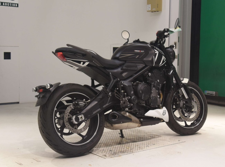 Мотоцикл Triumph TRIDENT660 з пробігом 7638 km