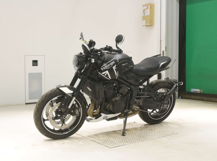 Мотоцикл Triumph TRIDENT660 з пробігом 7638 km