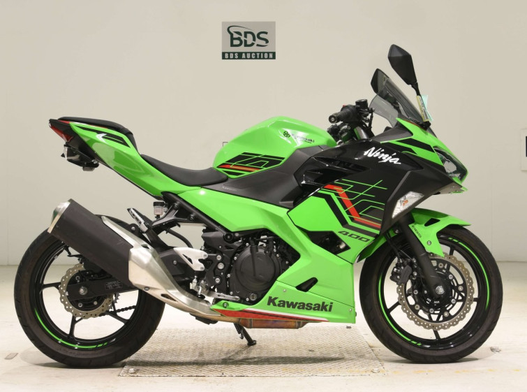Мотоцикл Kawasaki NINJA400 с пробегом 2812 km