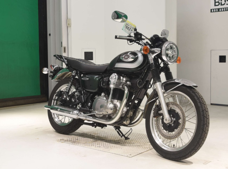 Мотоцикл Kawasaki W800 с пробегом 9027 km