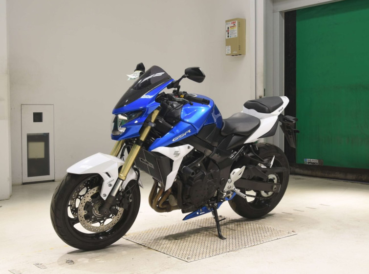 Мотоцикл Suzuki GSR750 с пробегом 12523 km