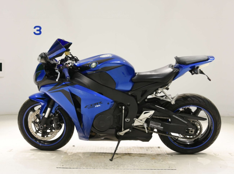 Мотоцикл Honda CBR1000RR SP з пробігом 20570 km