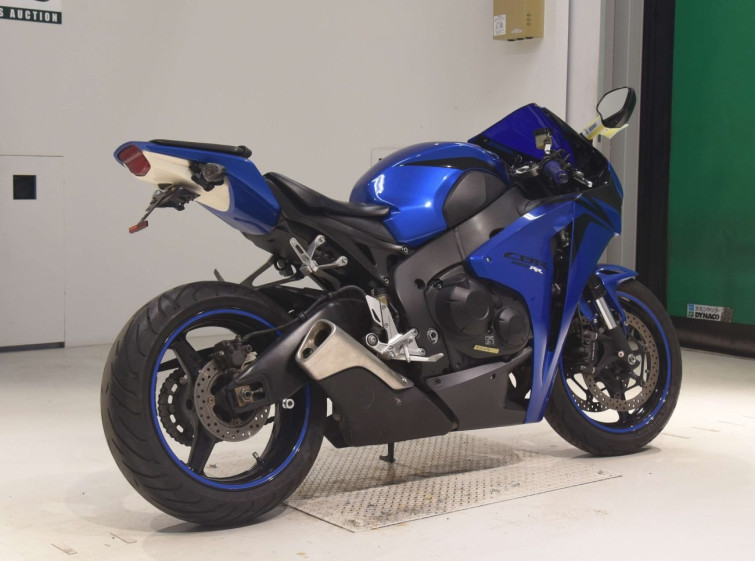 Мотоцикл Honda CBR1000RR SP з пробігом 20570 km