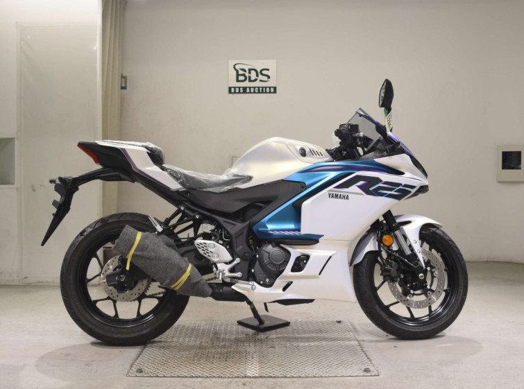 Мотоцикл Yamaha YZF-R25A