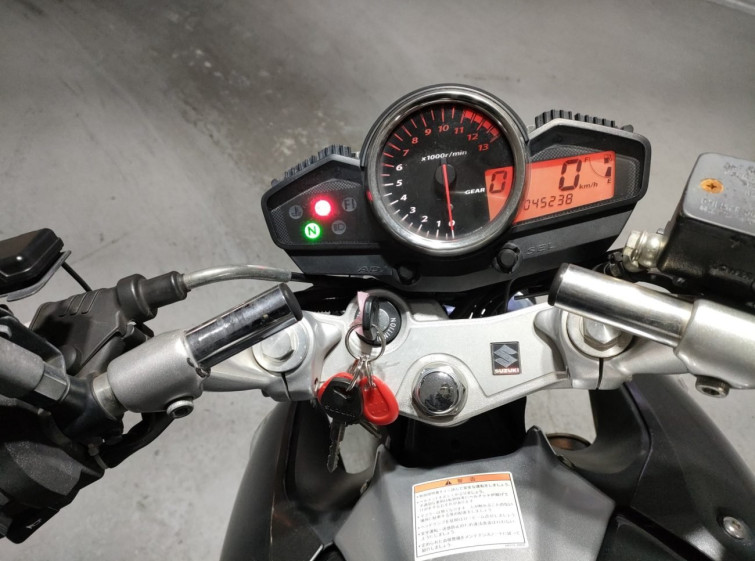 Мотоцикл Suzuki GSR250 з пробігом 45238 km