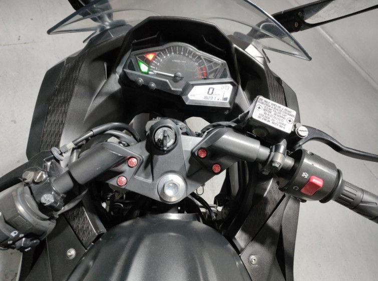 Мотоцикл Kawasaki NINJA250 з пробігом 18231 km