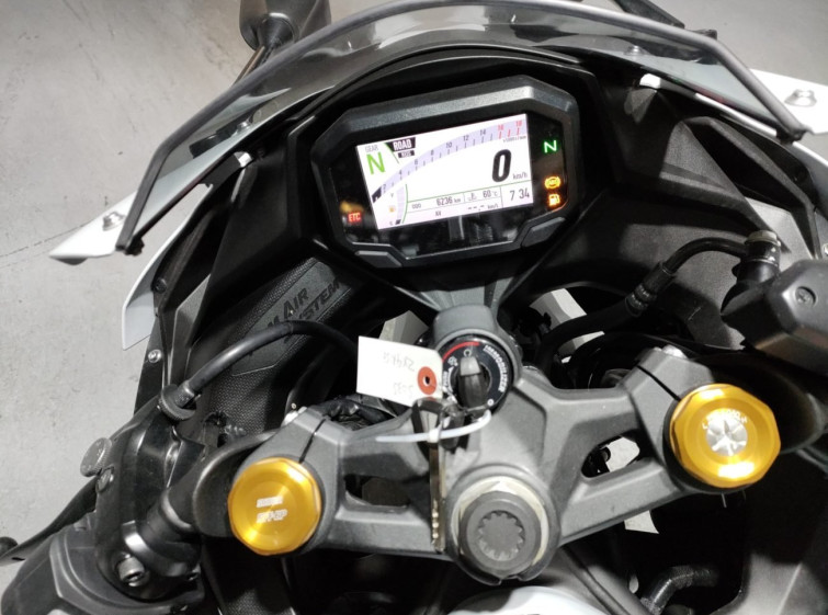 Мотоцикл Kawasaki NINJA ZX-4R SE с пробегом 6235 km